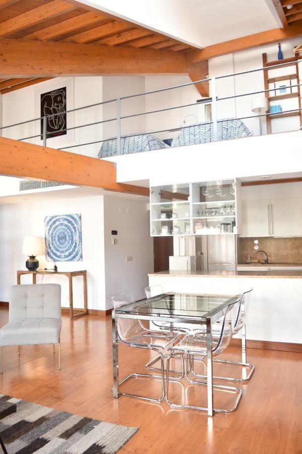 Architect-Designed Loft In A Historic Hilltop Neighborhood Lisboa Εξωτερικό φωτογραφία
